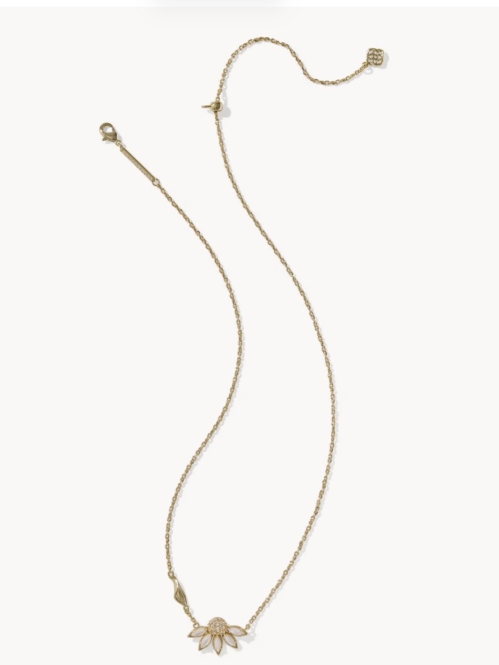 Kendra Scott Anya Flower Short Pendant Necklace in Ivory Mix - Picture 2 of 6